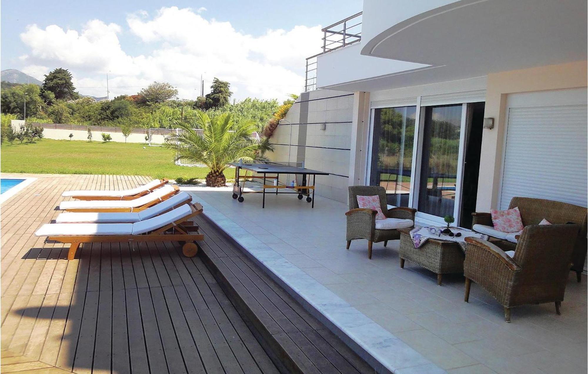 Lovely Home In Preveza With Outdoor Swimming Pool Kanali  Exterior photo